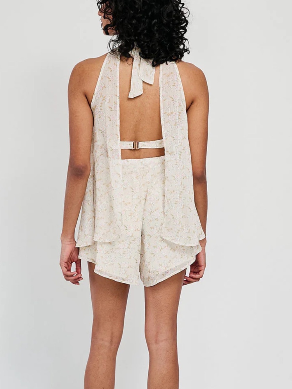 NWT SABO Skirt Kinslee Cream Floral Halter Tie Neck Short Set Small - Picture 4 of 16
